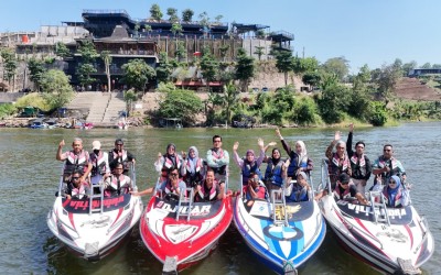 MA Matholiul Ulum Banjaragung Gelar LPJ Sambil Rekreasi di Bendungan Logung Kudus