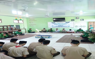 Siswa-siswi MA Matholiul Ulum Banjaragung Gelar Istighosah Jelang Ujian Madrasah